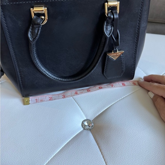 Michael Kors Black Leather Benning Handbag Crossbody Adjustable Straps Handles - Picture 11 of 15